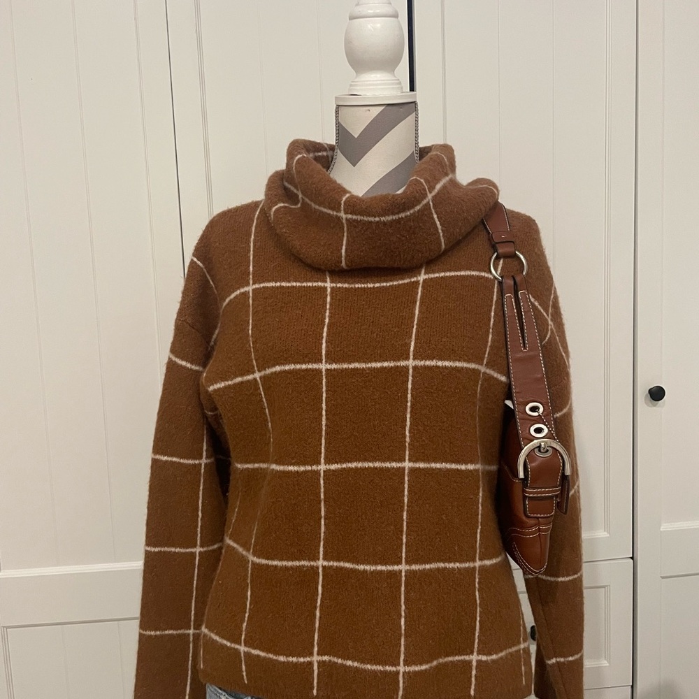 Brown Grid Pattern Women's Sweater - image 1